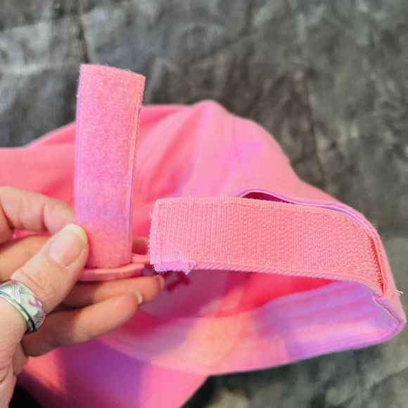 Classic Teaze Pink Tennessee TN Embroidered Baseball Cap Hat Hook & Loop Closure - Picture 4 of 8